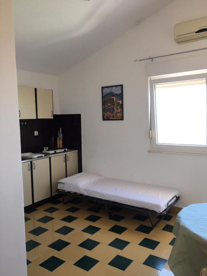 Sea View Apartments Подстрана Экстерьер фото
