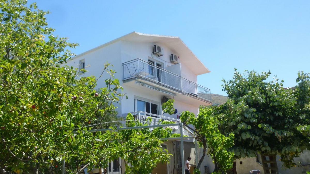 Sea View Apartments Подстрана Экстерьер фото