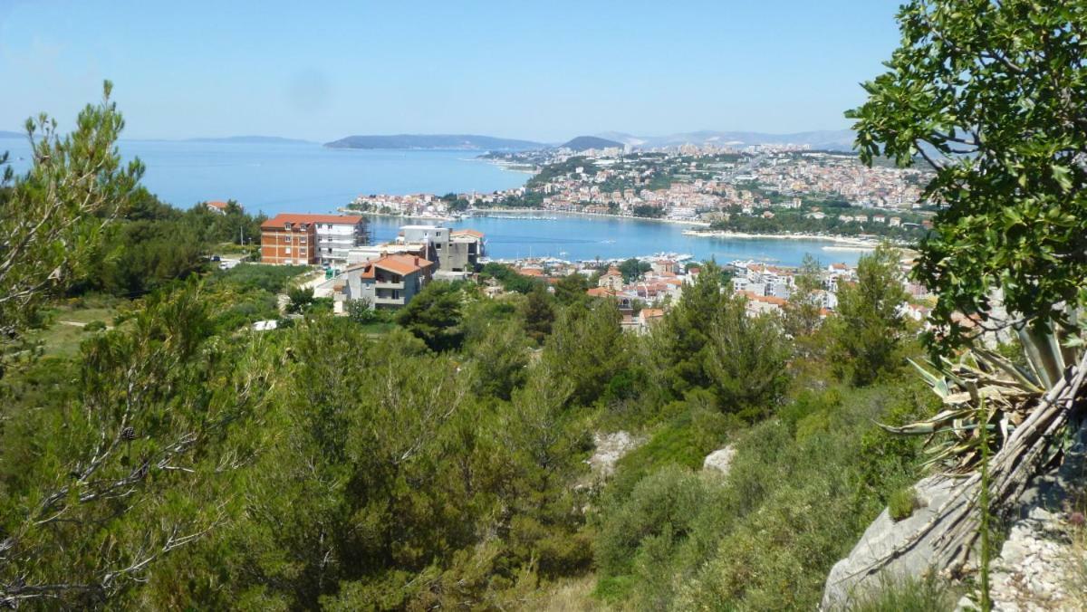 Sea View Apartments Подстрана Экстерьер фото