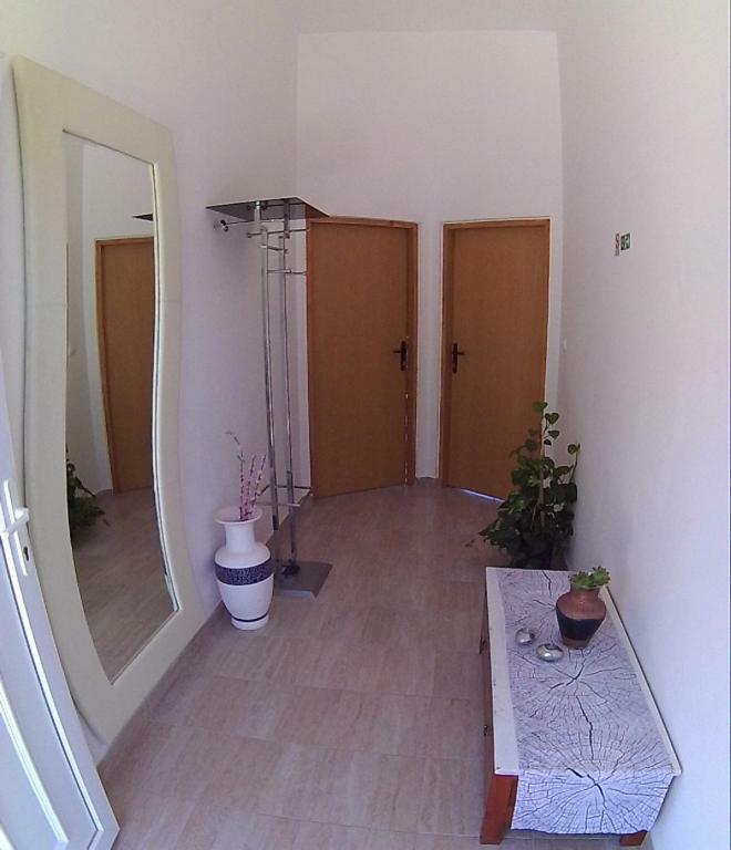 Sea View Apartments Подстрана Экстерьер фото